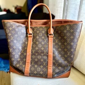 Louis Vuitton Sac Weekend GM bag